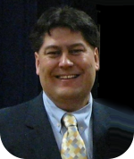 John Bisner Ure�a, Analista Internacional
